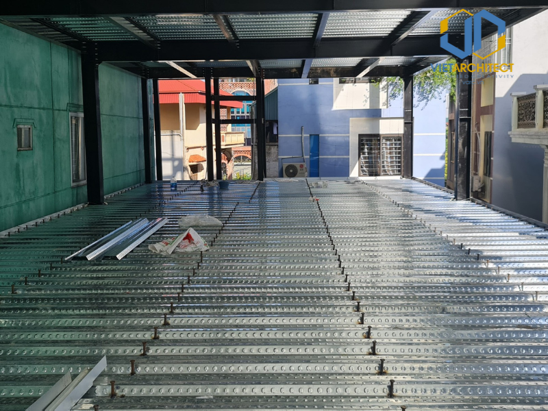 Tấm sàn deck là sàn tôn thép liên hợp sở hữu nhiều ưu điểm